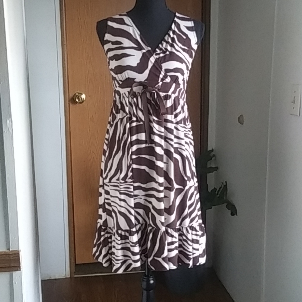 💯Adorable zebra dress
